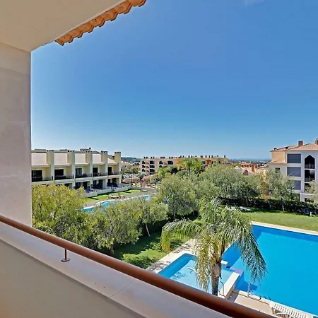 Elegant I With Pool By Homing Apartamento *